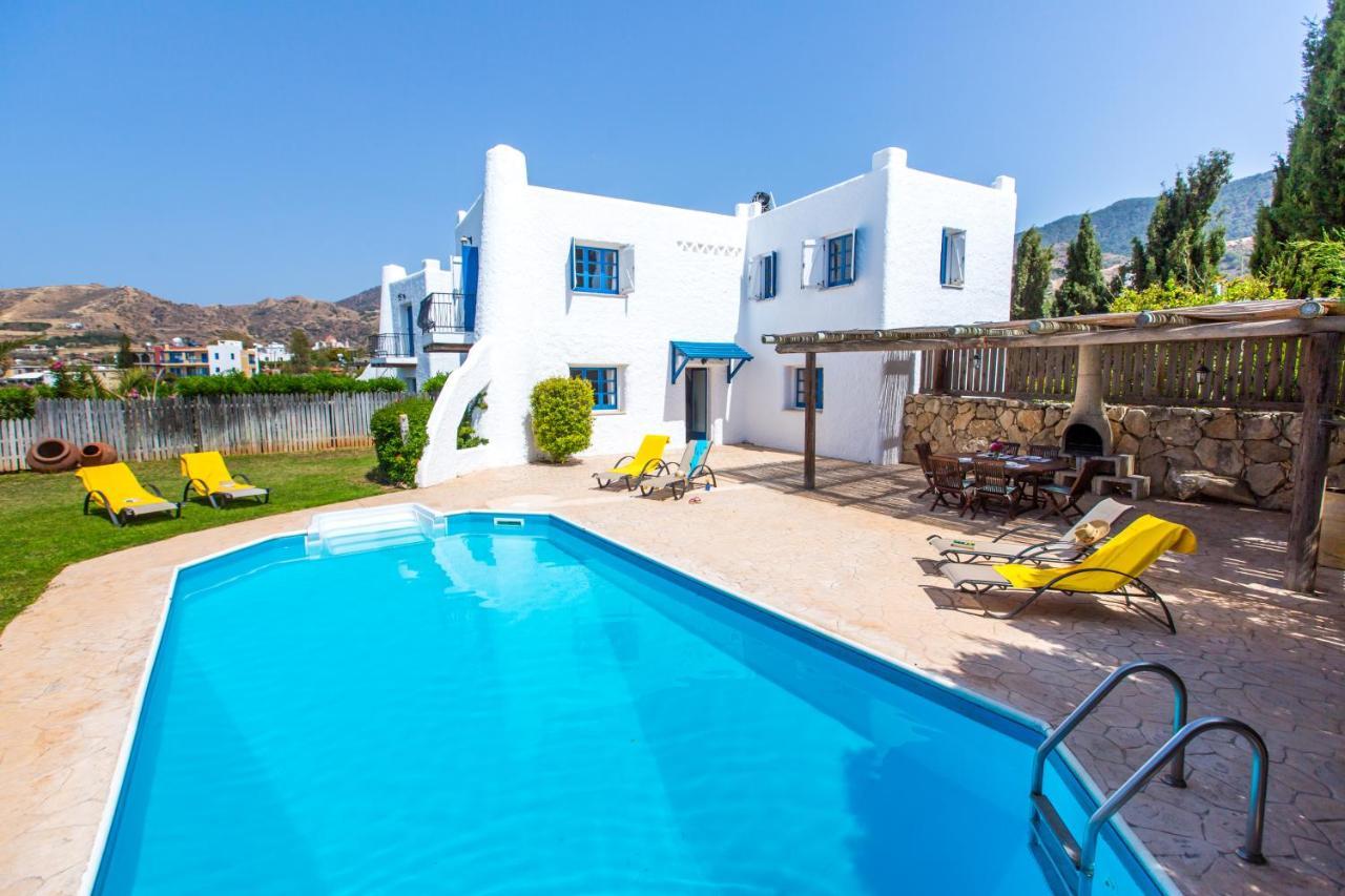 Villa Clarissa & Carmel View Paphos Exterior foto